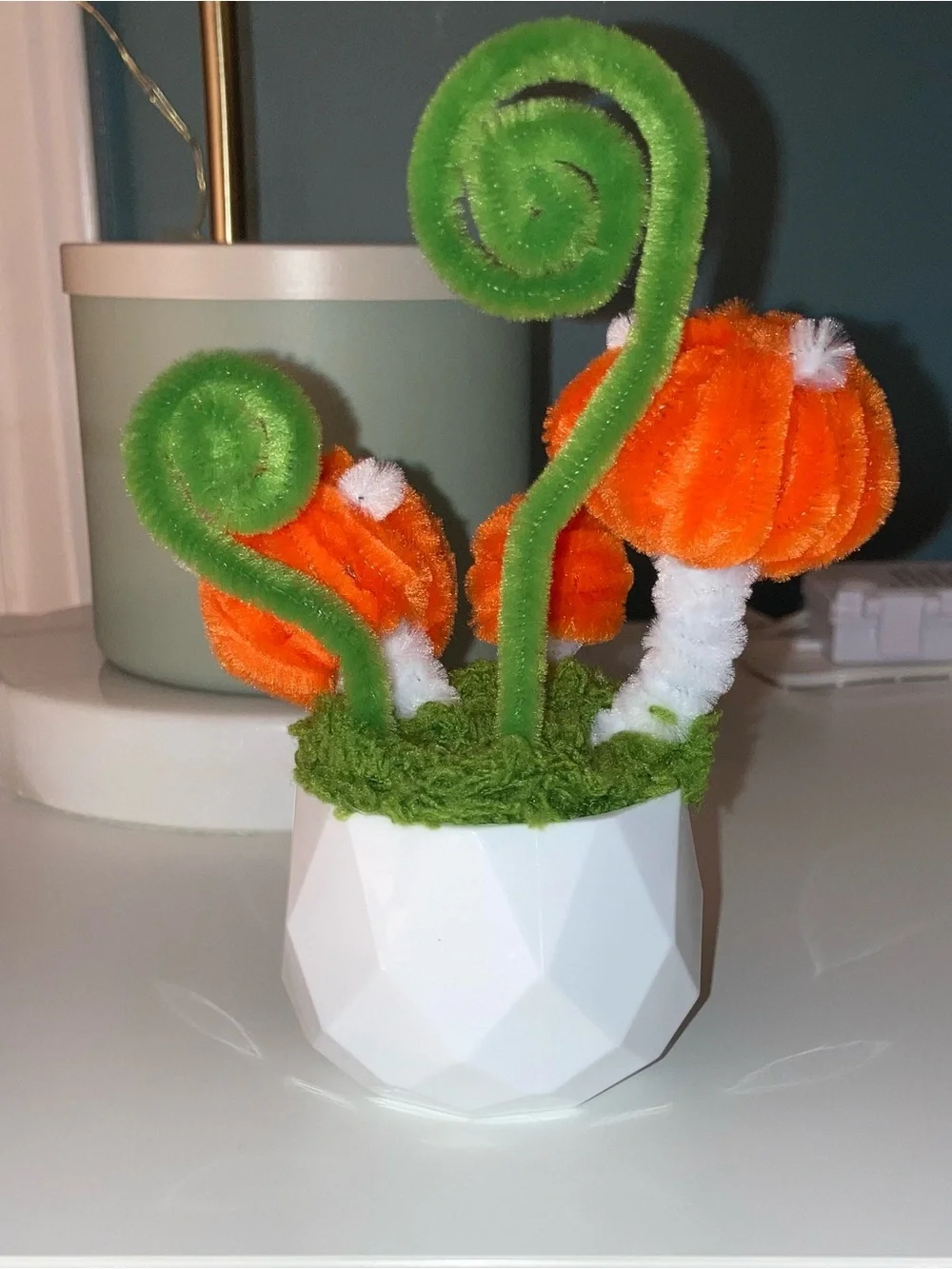 TWIST ART FLORAL MUSHROOM PLANT DECOR HANDMADE NEW